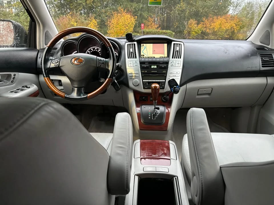 2008 Lexus RX 2nd Gen - Image 12 of 13