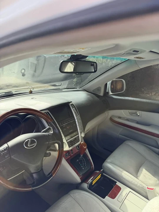 2008 Lexus RX 2nd Gen - Image 5 of 7
