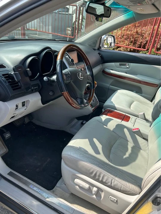 2008 Lexus RX 2nd Gen - Image 6 of 8