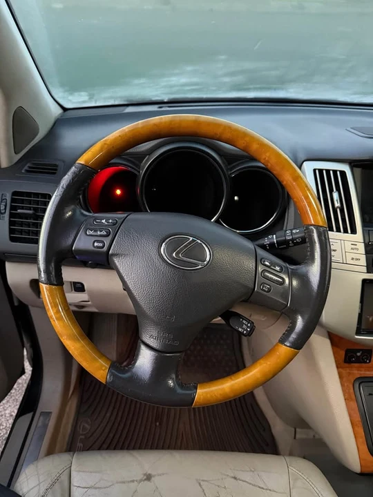 2008 Lexus RX 2nd Gen - Image 9 of 13