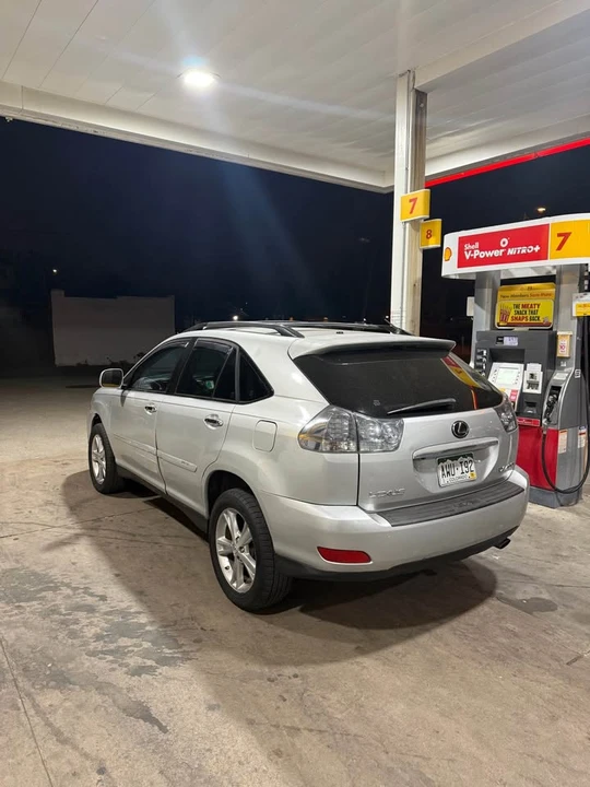 2008 Lexus RX 2nd Gen - Image 5 of 12