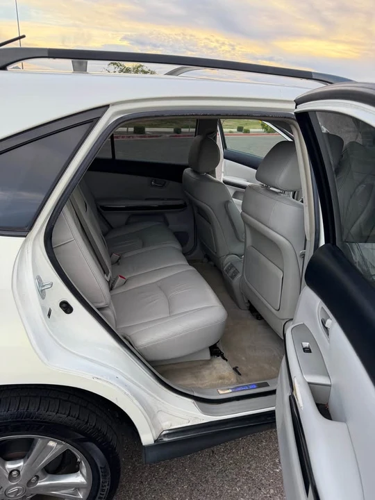 2008 Lexus RX 2nd Gen - Image 9 of 13