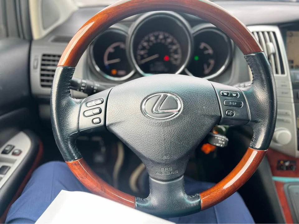 2008 Lexus RX 2nd Gen - Image 15 of 17