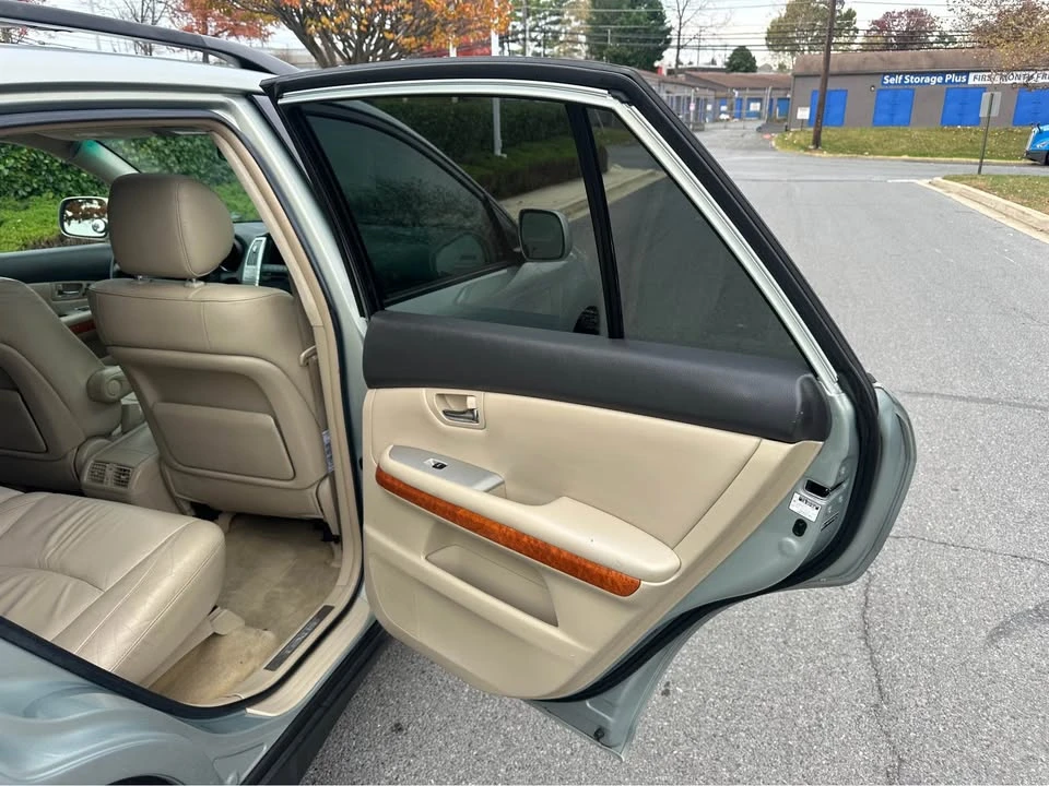 2008 Lexus RX 2nd Gen - Image 12 of 15