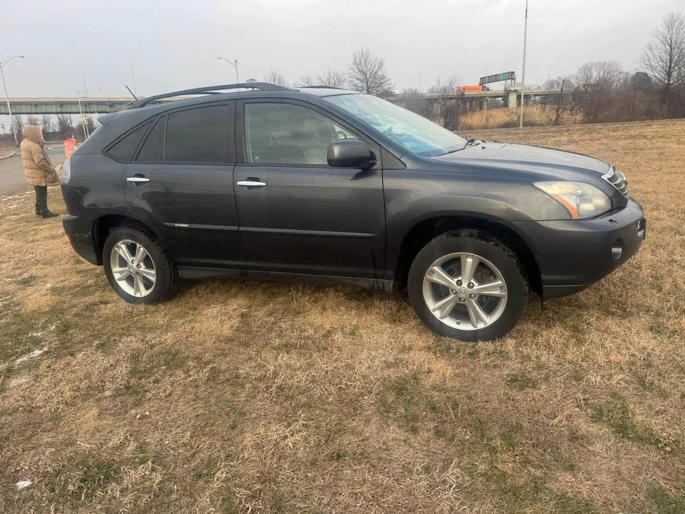2008 Lexus RX 2nd Gen - Image 2 of 12