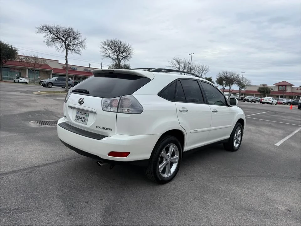 2008 Lexus RX 2nd Gen - Image 3 of 13
