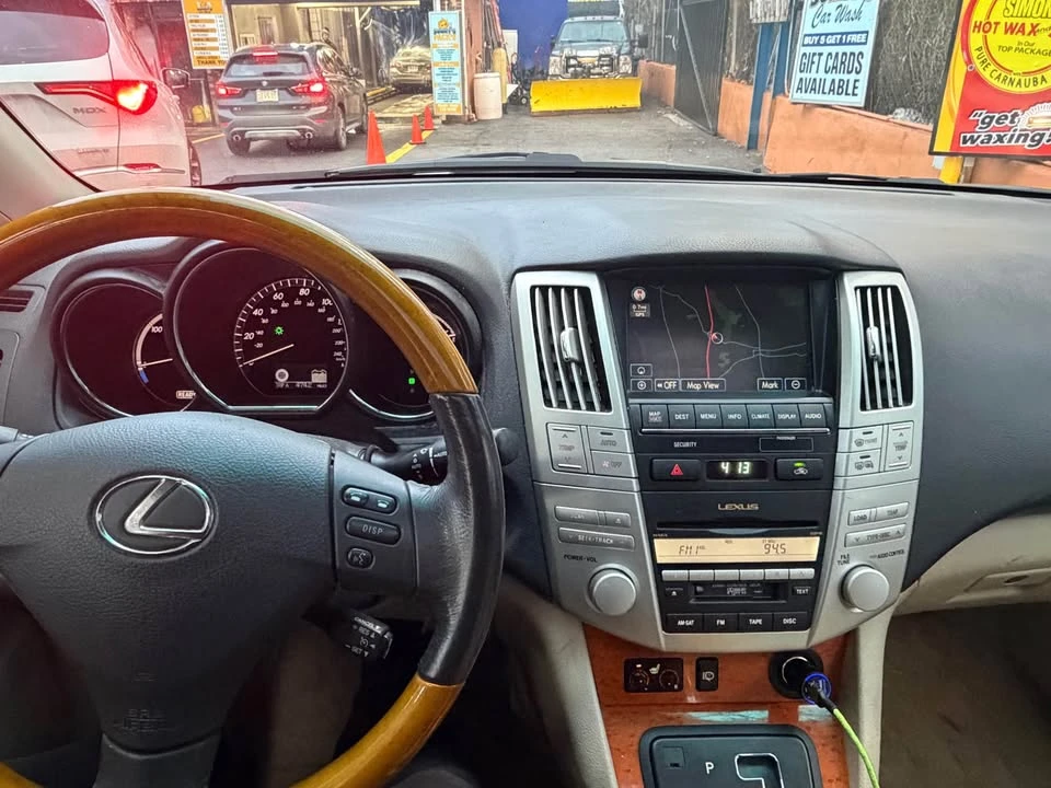 2008 Lexus RX 2nd Gen - Image 12 of 14