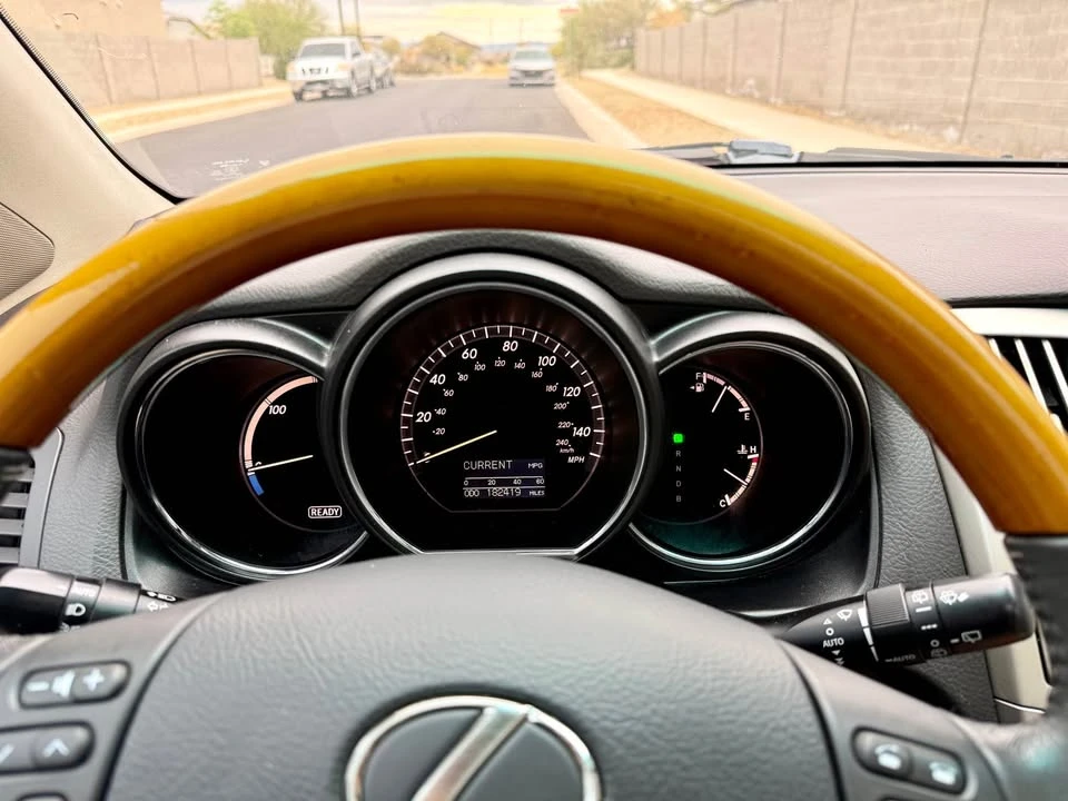 2008 Lexus RX 2nd Gen - Image 13 of 15