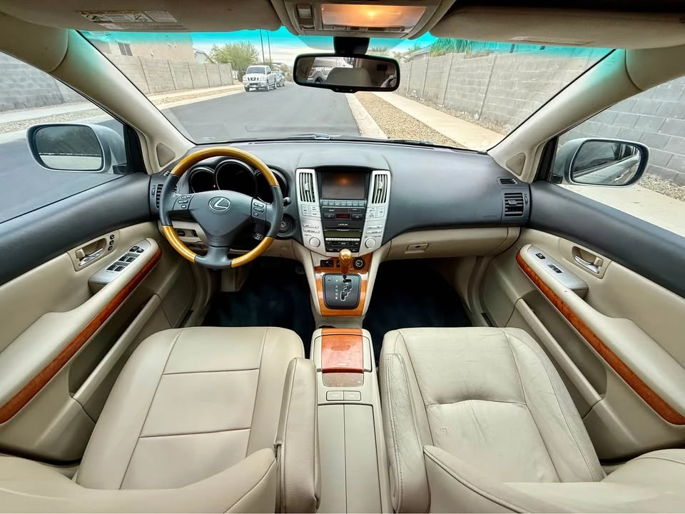 2008 Lexus RX 2nd Gen - Image 11 of 15