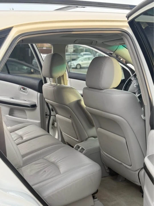 2008 Lexus RX 2nd Gen - Image 7 of 11