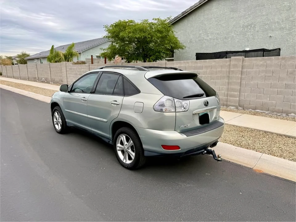 2008 Lexus RX 2nd Gen - Image 3 of 15
