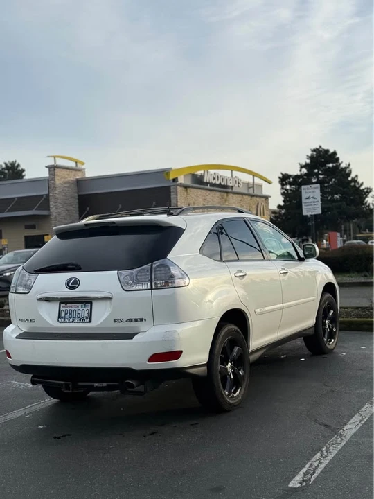2008 Lexus RX 2nd Gen - Image 3 of 11