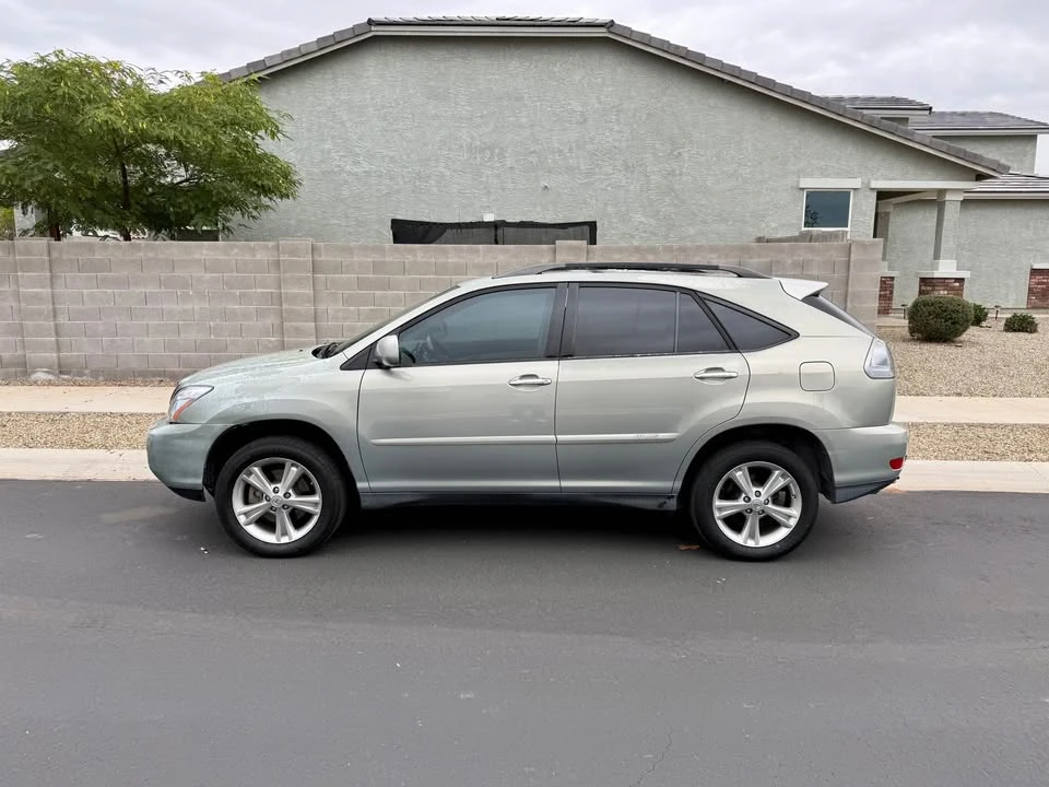 2008 Lexus RX 2nd Gen - Image 2 of 15