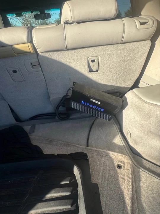 2008 Lexus RX 2nd Gen - Image 10 of 16