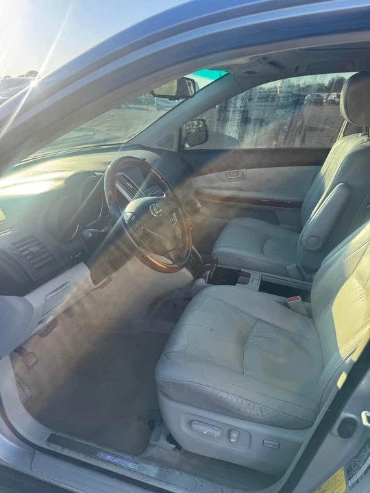 2008 Lexus RX 2nd Gen - Image 13 of 16