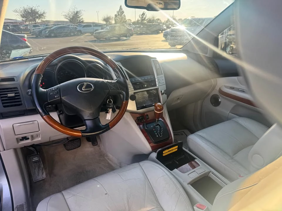 2008 Lexus RX 2nd Gen - Image 15 of 16