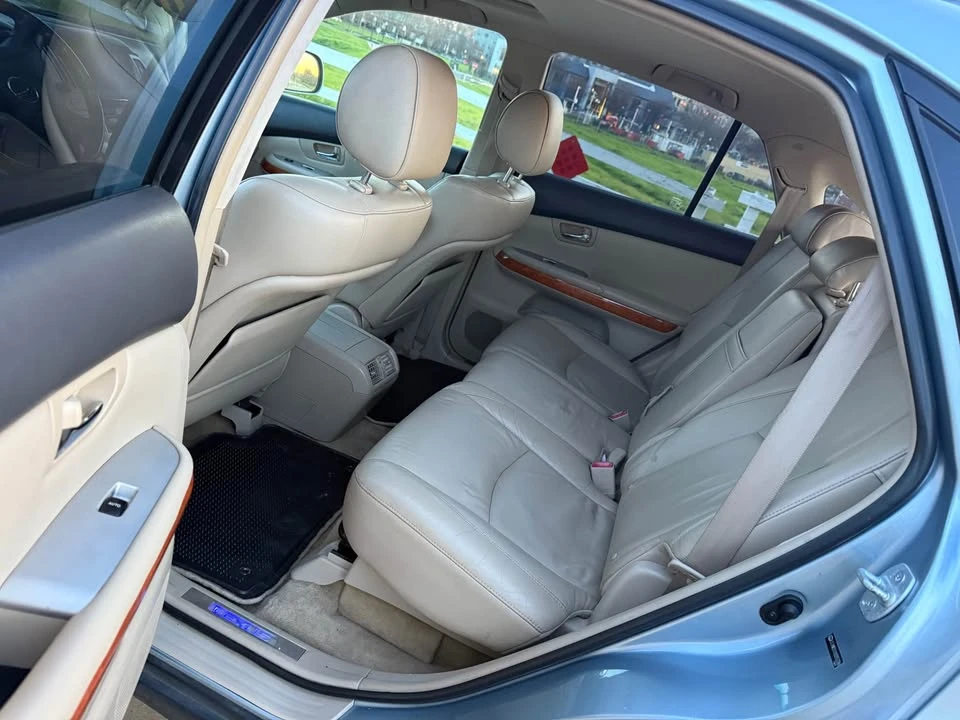 2008 Lexus RX 2nd Gen - Image 10 of 20