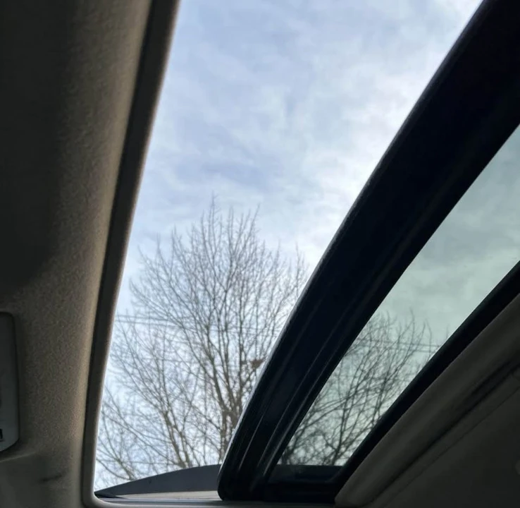 2008 Lexus RX 2nd Gen - Image 14 of 18