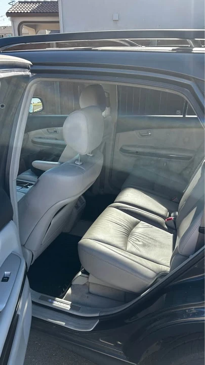 2008 Lexus RX 2nd Gen - Image 9 of 14