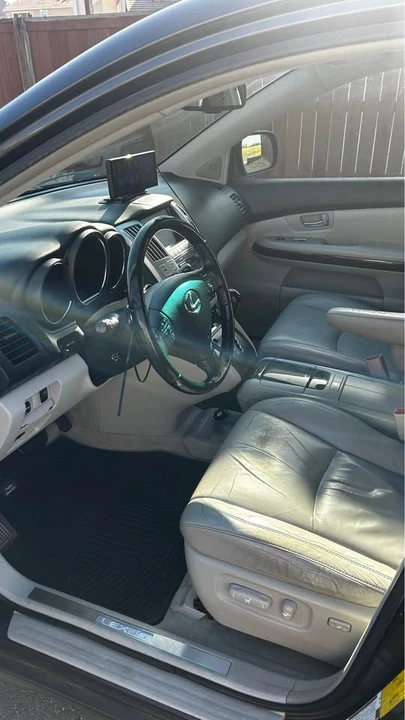2008 Lexus RX 2nd Gen - Image 11 of 14