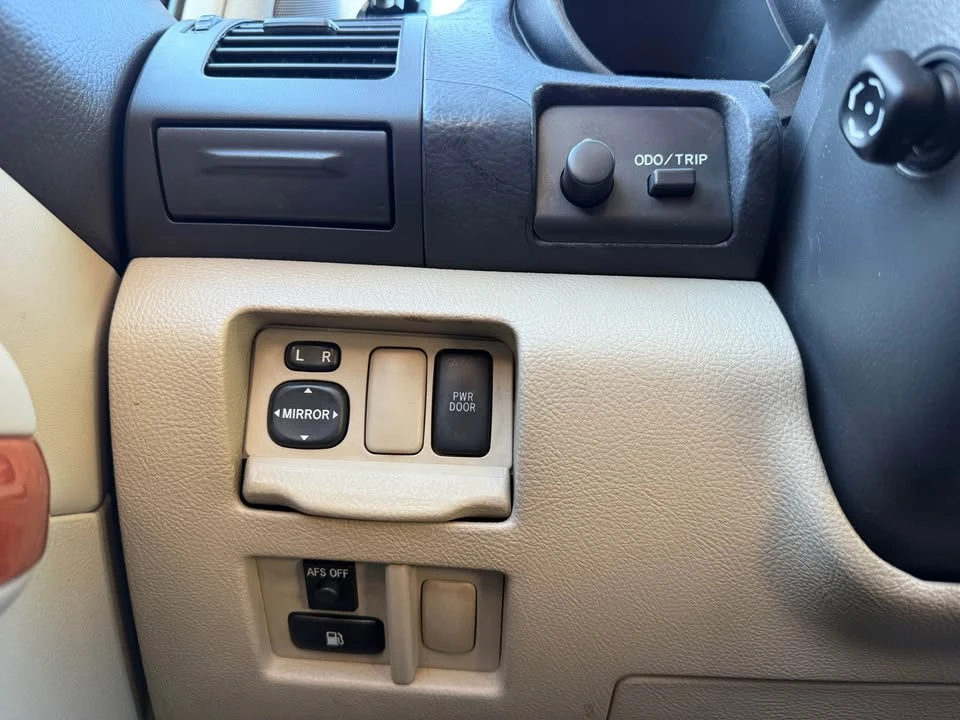 2008 Lexus RX 2nd Gen - Image 15 of 18