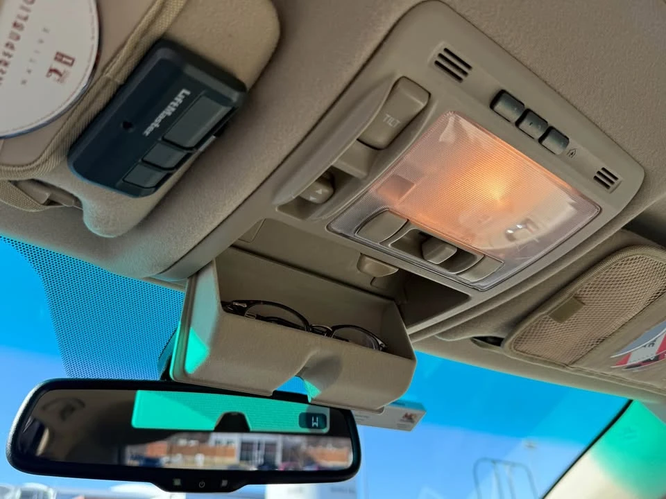 2008 Lexus RX 2nd Gen - Image 17 of 18