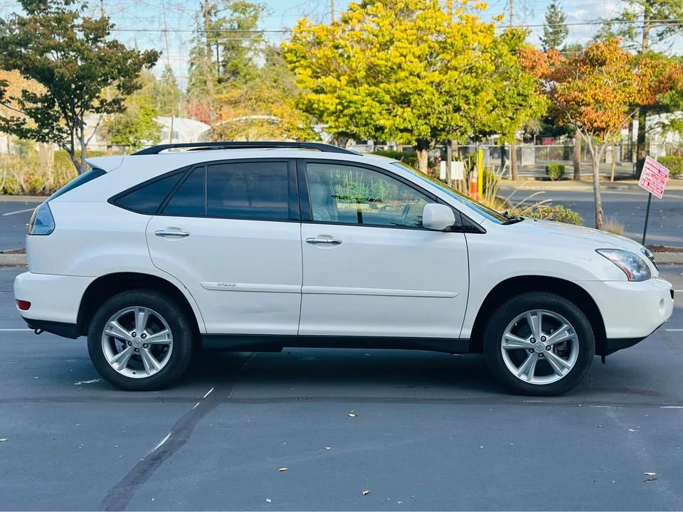 2008 Lexus RX 2nd Gen - Image 3 of 19