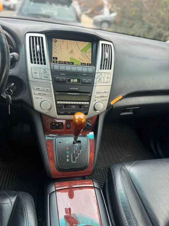2008 Lexus RX 2nd Gen - Image 6 of 8