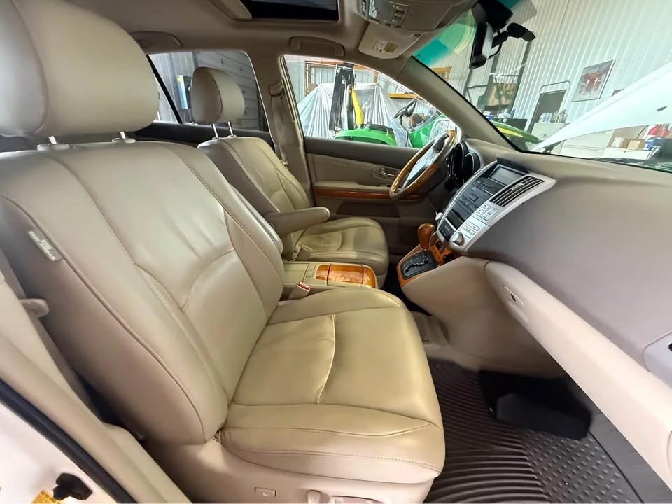 2008 Lexus RX 2nd Gen - Image 7 of 12