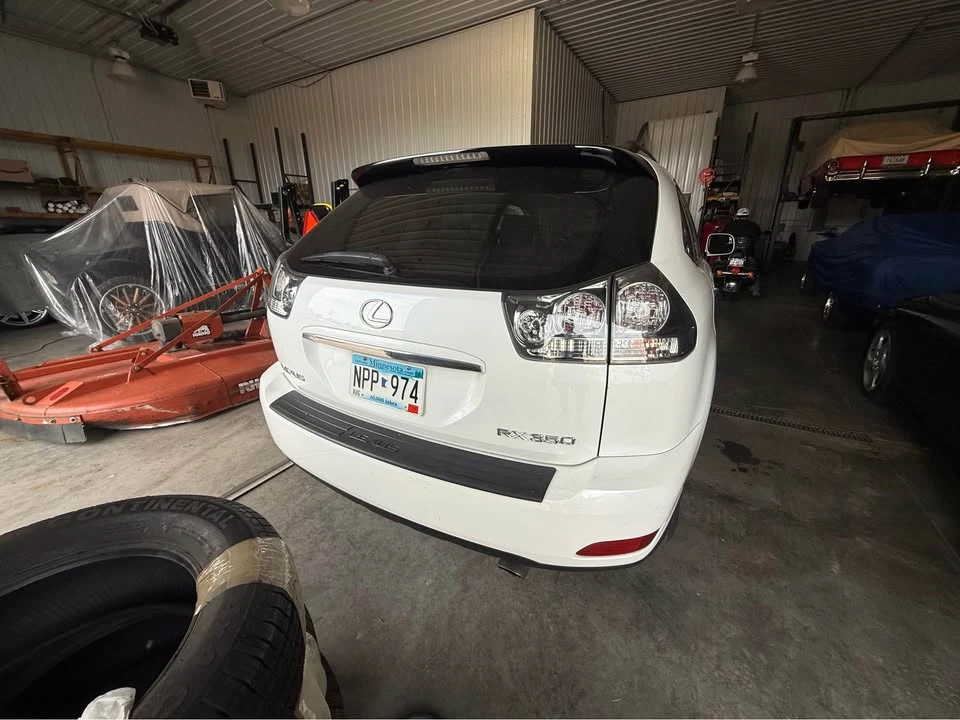 2008 Lexus RX 2nd Gen - Image 4 of 12