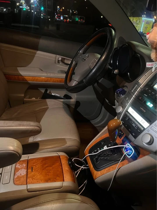 2008 Lexus RX 2nd Gen - Image 11 of 14