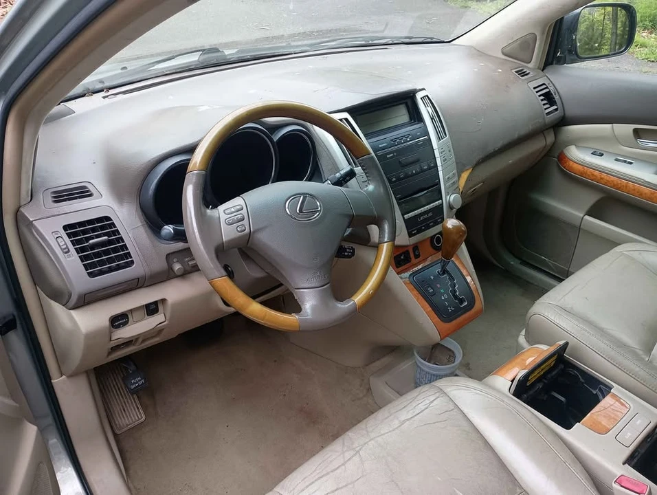 2008 Lexus RX 2nd Gen - Image 7 of 10