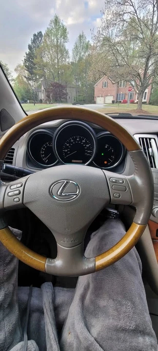 2008 Lexus RX 2nd Gen - Image 9 of 13