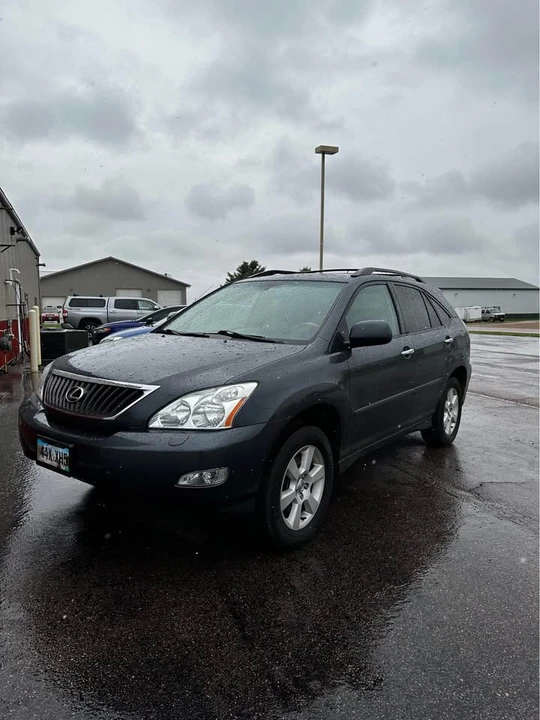 2008 Lexus RX 2nd Gen - Image 2 of 9