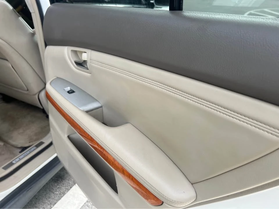 2008 Lexus RX 2nd Gen - Image 16 of 18