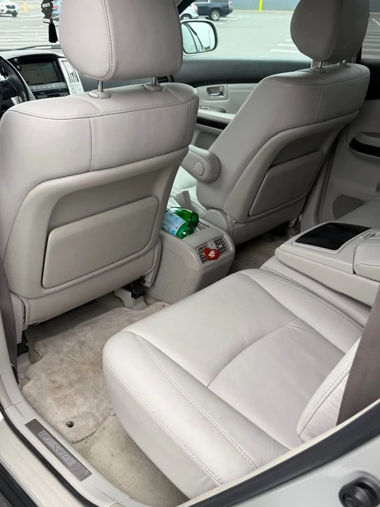 2008 Lexus RX 2nd Gen - Image 11 of 13