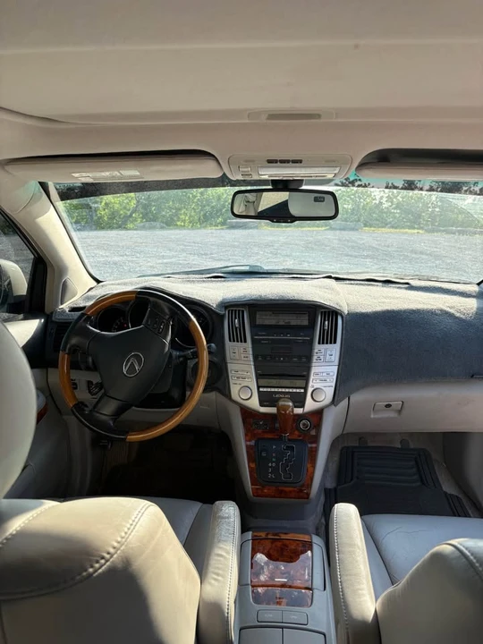 2008 Lexus RX 2nd Gen - Image 5 of 9