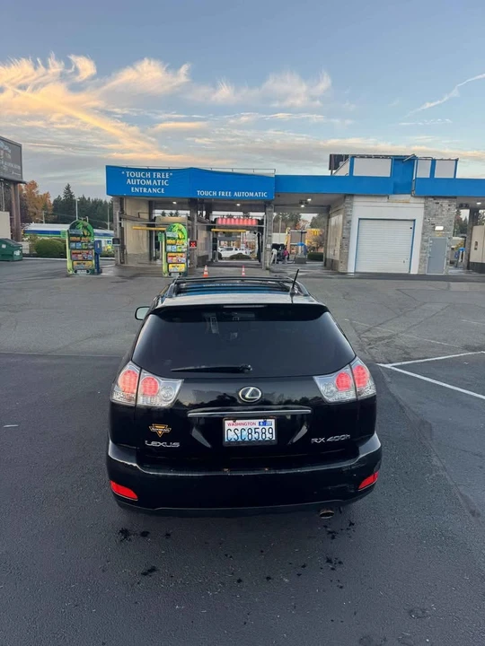 2008 Lexus RX 2nd Gen - Image 2 of 10