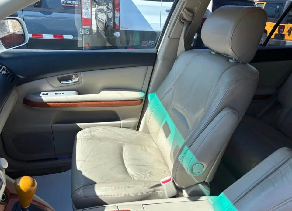 2008 Lexus RX 2nd Gen - Image 12 of 13