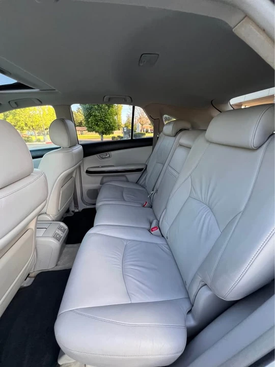 2008 Lexus RX 2nd Gen - Image 16 of 19