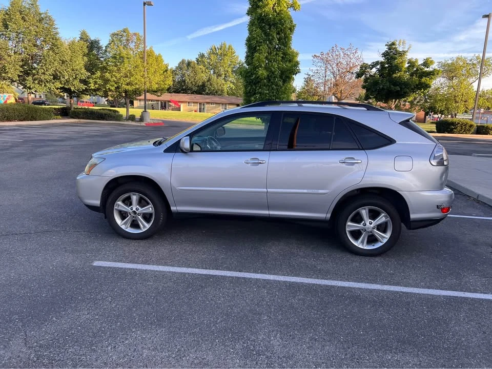 2008 Lexus RX 2nd Gen - Image 5 of 19