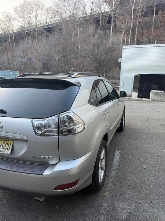 2008 Lexus RX 2nd Gen - Image 4 of 10