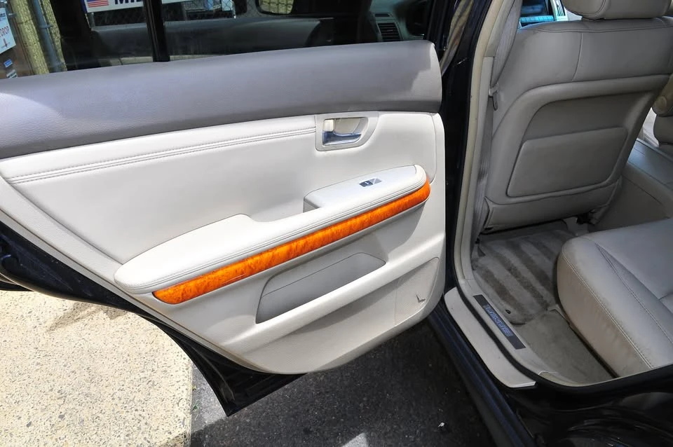 2008 Lexus RX 2nd Gen - Image 9 of 19