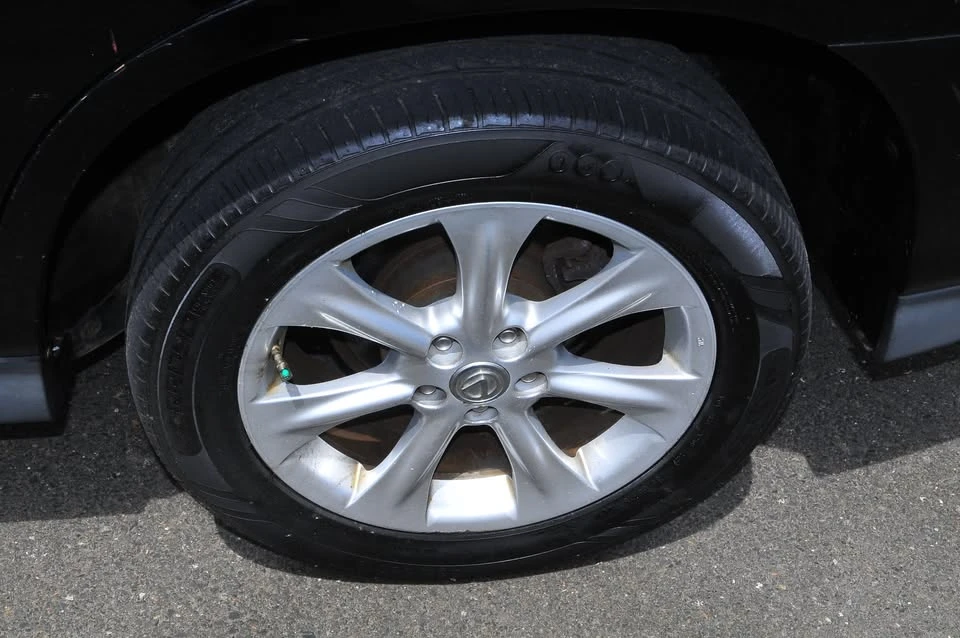 2008 Lexus RX 2nd Gen - Image 17 of 19