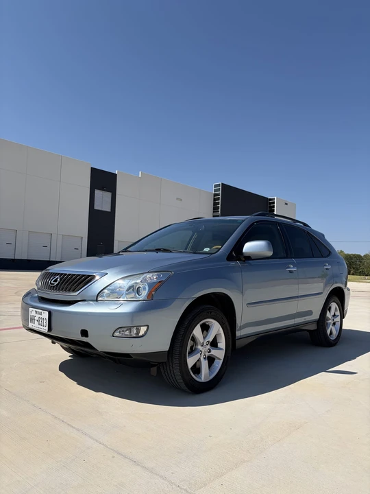 2008 Lexus RX 2nd Gen - Image 2 of 31