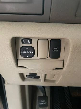 2008 Lexus RX 2nd Gen - Image 17 of 17
