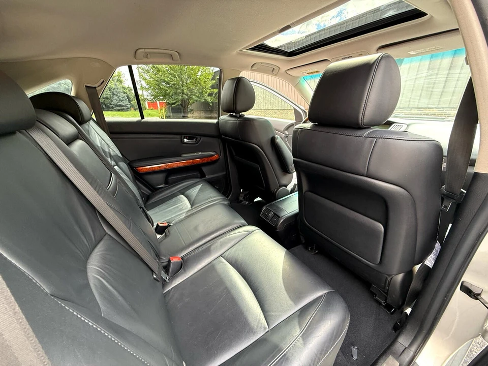 2008 Lexus RX 2nd Gen - Image 18 of 19