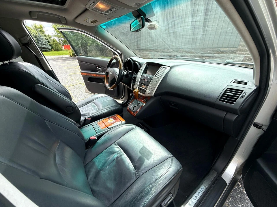 2008 Lexus RX 2nd Gen - Image 17 of 19