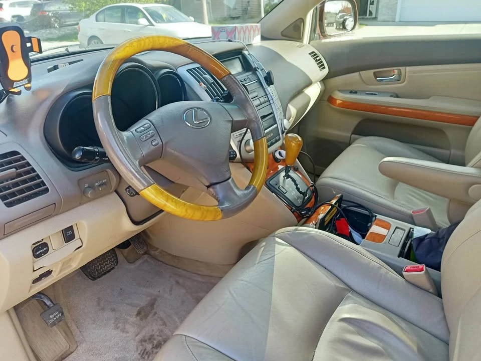 2008 Lexus RX 2nd Gen - Image 8 of 11