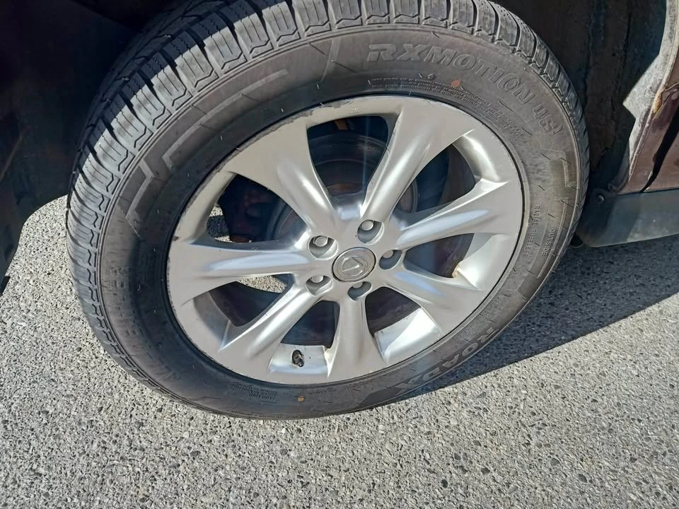 2008 Lexus RX 2nd Gen - Image 5 of 11
